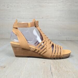 Earth Hattie3 Women's Wedge Sandal Size 8 NEW